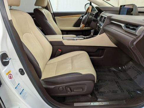 Used 2018 Lexus RX 350L Premium w/ Premium Package image 36