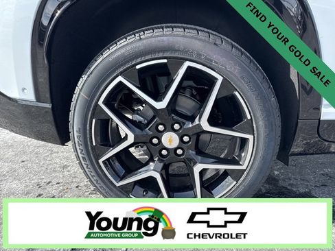 New 2026 Chevrolet Traverse High Country image 9