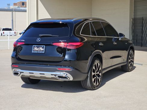 Used 2025 Mercedes-Benz GLC 350e 4MATIC image 8