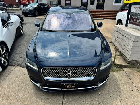 Used 2017 Lincoln Continental Reserve w/ Technology Package FWD image 9