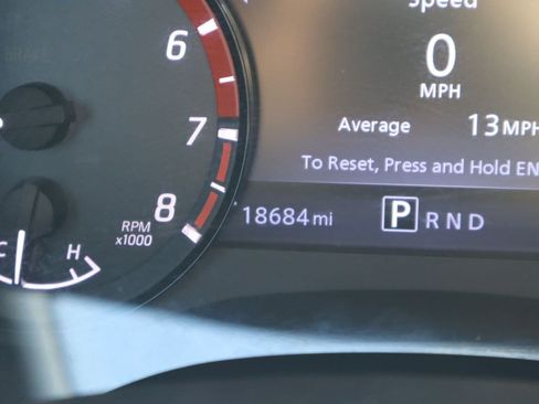 Used 2023 Nissan Frontier Pro-X w/ Pro-X Premium Package RWD image 11