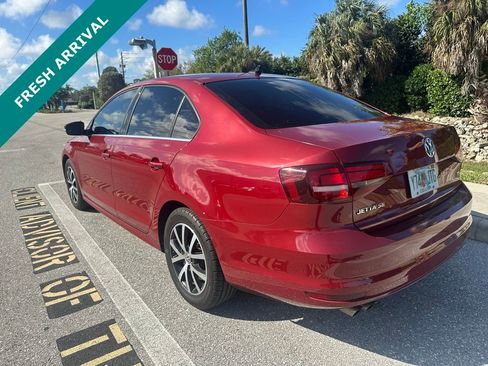 Used 2017 Volkswagen Jetta SE image 15