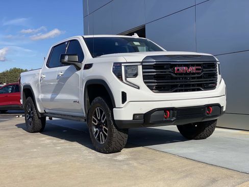 Used 2023 GMC Sierra 1500 AT4 w/ AT4 Premium Package image 2