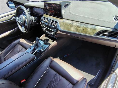 Certified 2023 BMW M550i xDrive AWD/4WD image 18