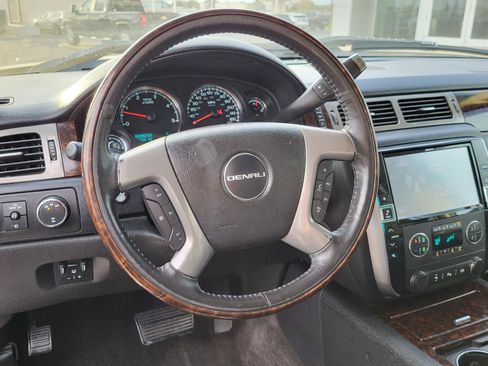 Used 2011 GMC Sierra 3500 Denali image 19