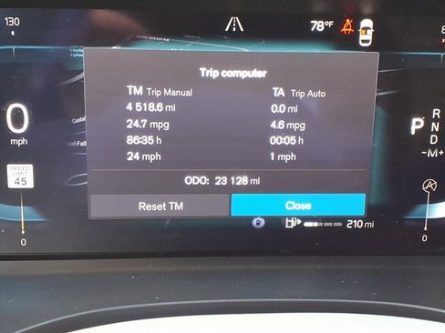 Certified 2023 Volvo XC60 B5 Plus image 30