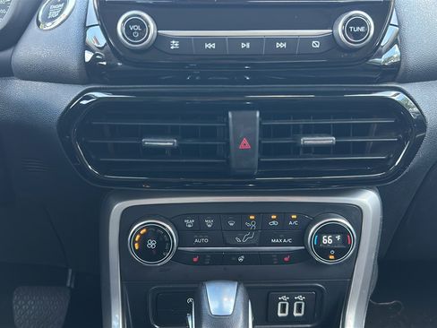 Used 2021 Ford EcoSport Titanium FWD image 18