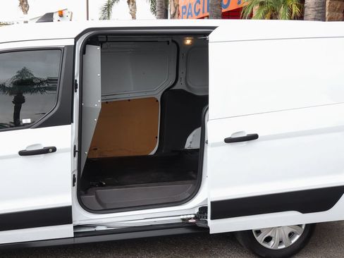 Used 2020 Ford Transit Connect XL FWD image 6