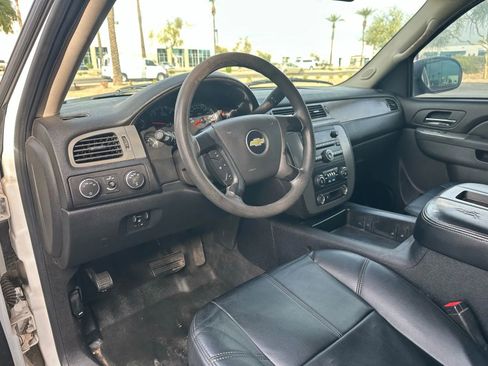 Used 2010 Chevrolet Suburban 2500 w/ Skid Plate Package image 9