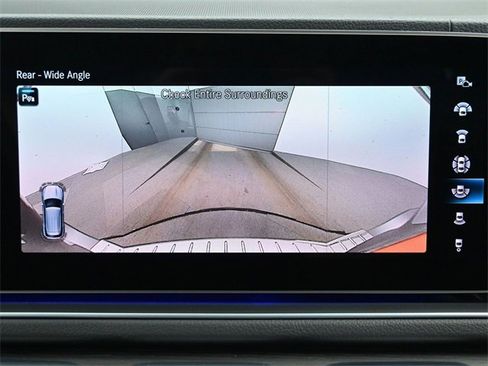 Used 2023 Mercedes-Benz GLE 450 4MATIC w/ AMG Line Exterior image 33