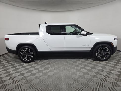 Used 2024 Rivian R1T Adventure AWD/4WD image 6