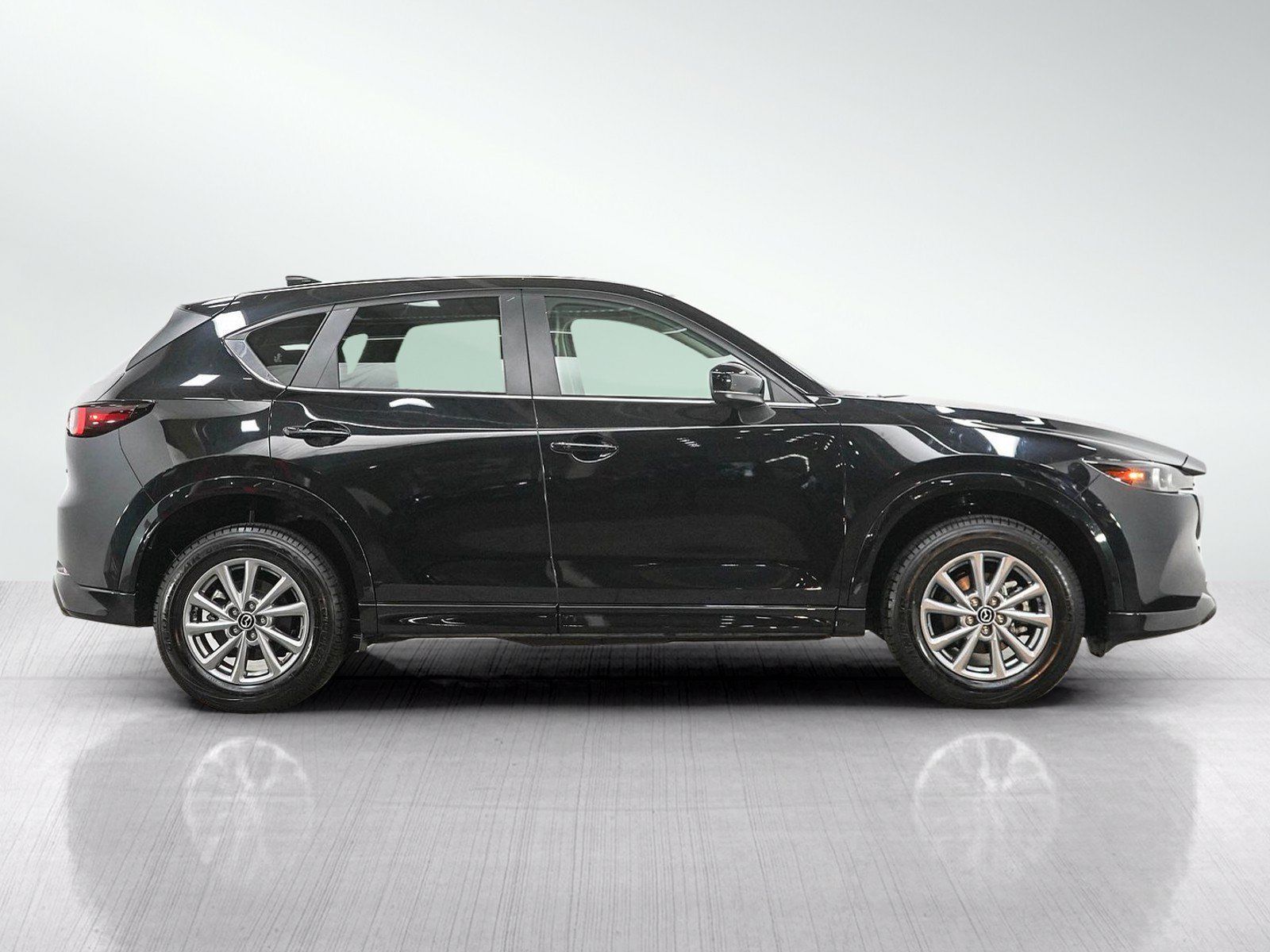Used 2025 MAZDA CX-5 AWD 2.5 S w/ Preferred Package image 6