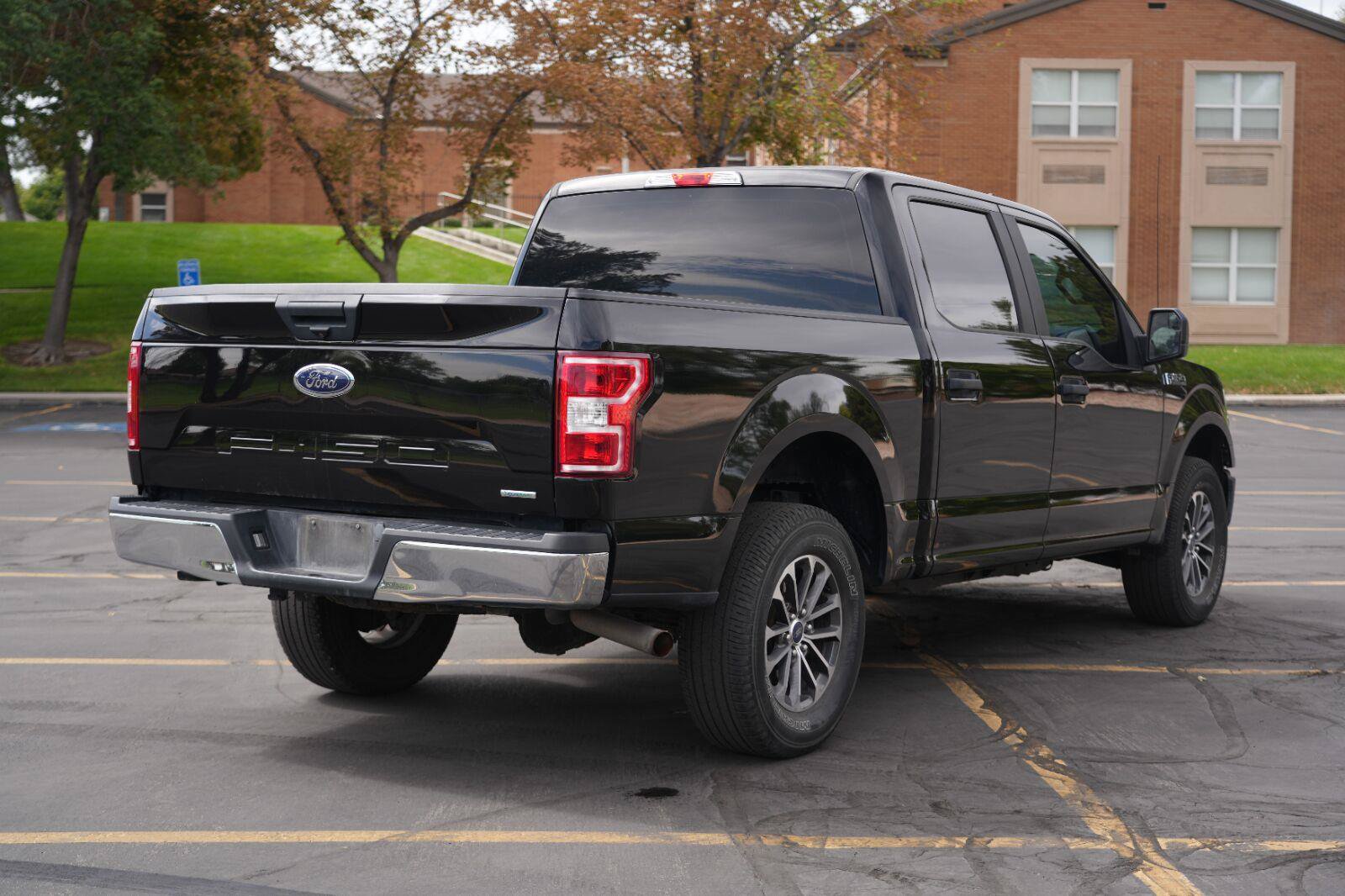 Used 2020 Ford F150 XLT AWD/4WD image 5