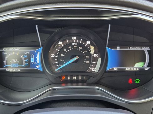 Used 2016 Ford Fusion SE w/ Equipment Group 502A image 19