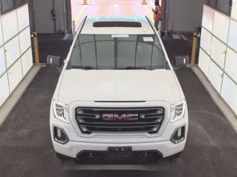 Used 2020 GMC Sierra 1500 AT4 w/ AT4 Premium Package AWD/4WD image 2