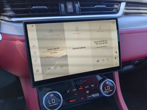 New 2026 Jaguar F-PACE R-Dynamic S image 17