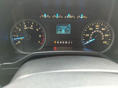 Used 2017 Ford F150 XLT image 14