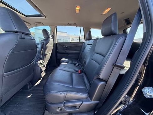 Used 2021 Honda Pilot Special Edition image 11