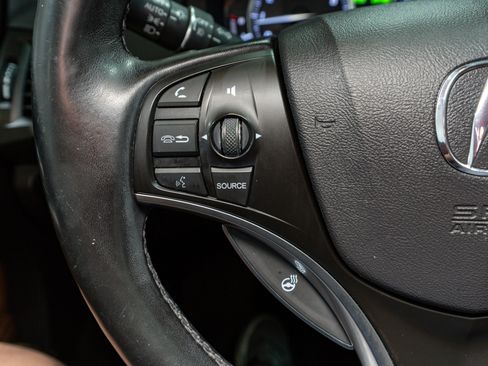 Used 2020 Acura MDX FWD w/ Advance Package image 27