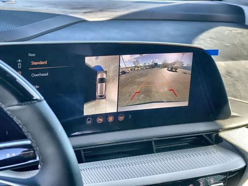 New 2026 Cadillac Optiq Luxury 1 image 25