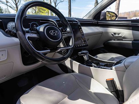 Used 2023 Hyundai Tucson SEL w/ Convenience Package image 7