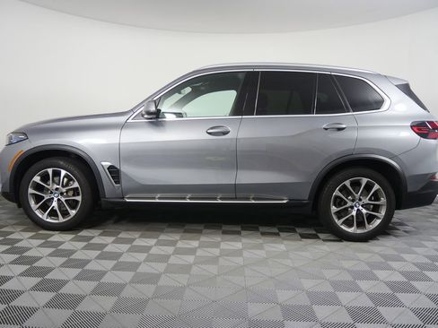 Used 2024 BMW X5 xDrive40i AWD/4WD image 6