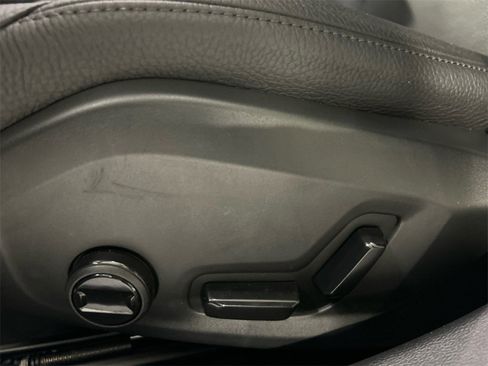 Certified 2025 Volvo V60 B5 Cross Country Plus image 11