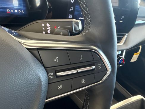 New 2026 Chevrolet Equinox LT w/ Convenience Package II FWD image 29