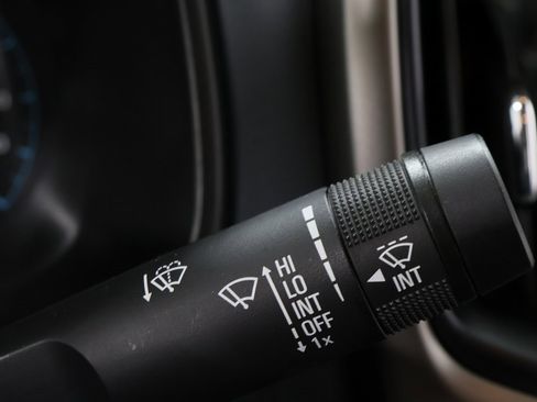 Used 2021 Chevrolet Colorado Z71 image 16