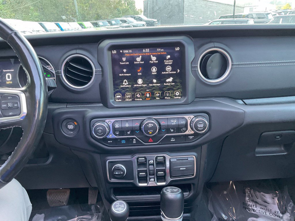 Used 2023 Jeep Wrangler Unlimited Sahara w/ Cold Weather Group AWD/4WD image 17