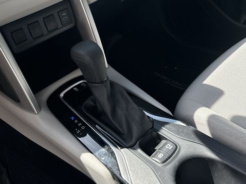 Used 2023 Toyota Corolla Cross L FWD image 24