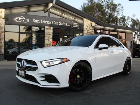 Used 2019 Mercedes-Benz A 220 image 1
