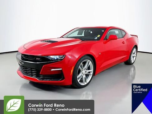 Used 2019 Chevrolet Camaro SS RWD image 4