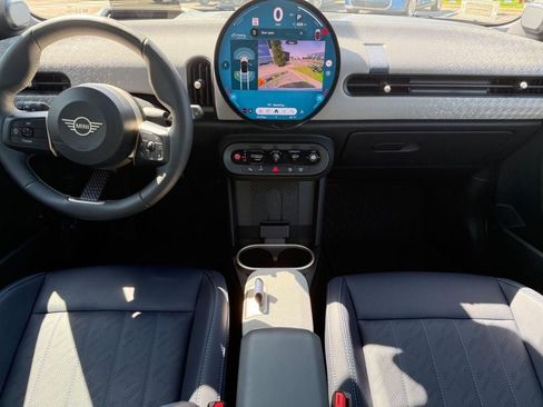 Used 2025 MINI Cooper S FWD image 11