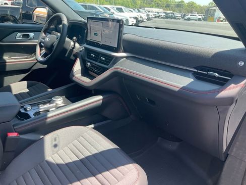 New 2026 Ford Explorer ST-Line AWD/4WD image 11