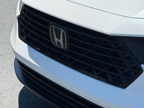 Used 2023 Honda Accord Sport image 27