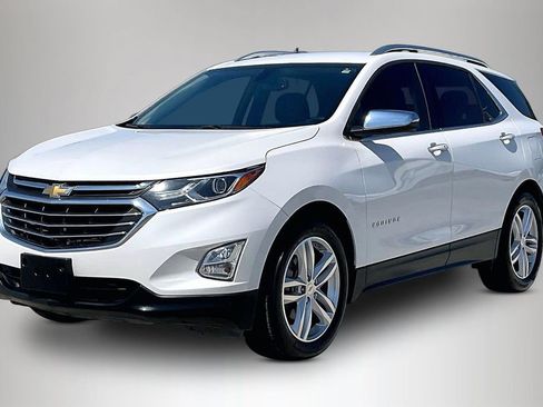 Used 2018 Chevrolet Equinox Premier FWD image 2