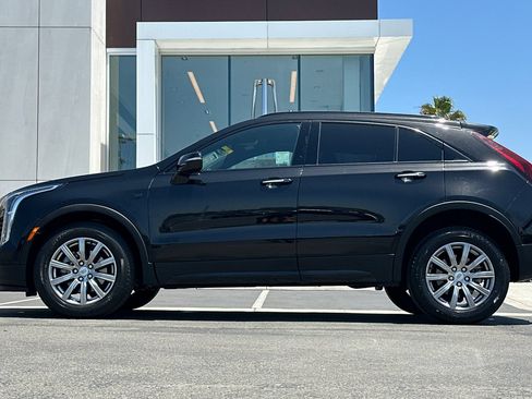 Used 2023 Cadillac XT4 Premium Luxury FWD image 6