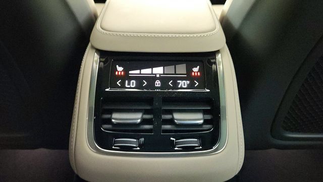 New 2026 Volvo XC90 T8 Plus w/ Protection Package AWD/4WD image 31