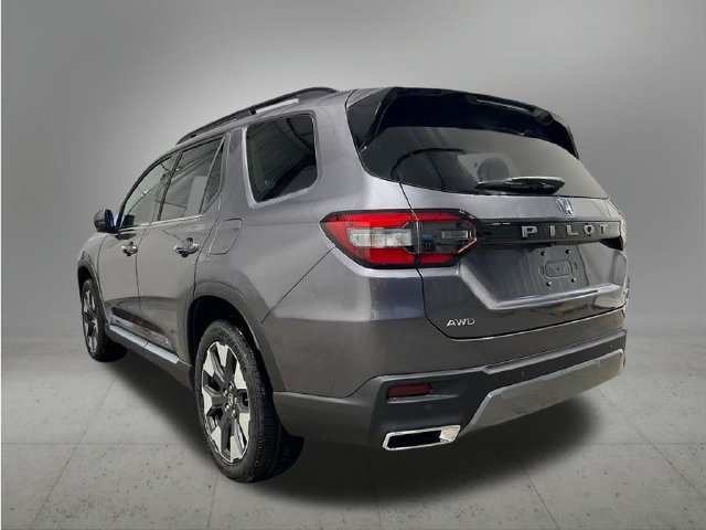 New 2026 Honda Pilot Elite image 3