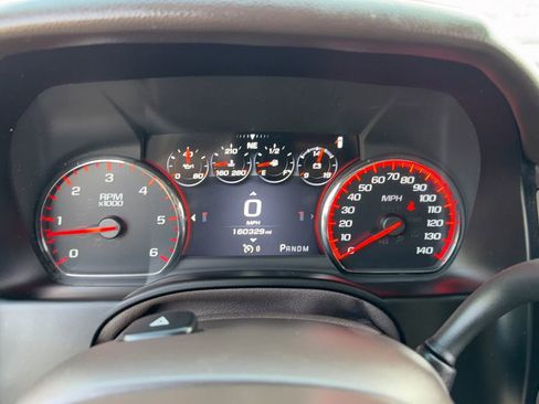 Used 2016 GMC Yukon XL Denali image 11