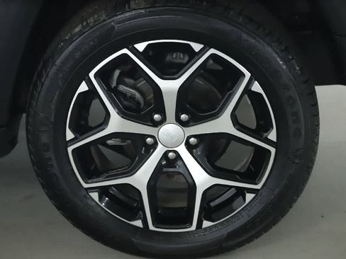 Used 2024 Jeep Compass Limited AWD/4WD image 39