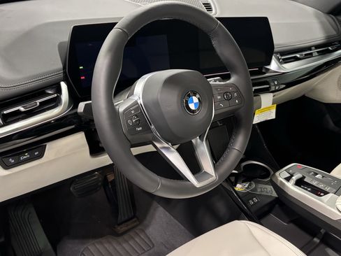 New 2027 BMW X1 xDrive28i AWD/4WD image 13