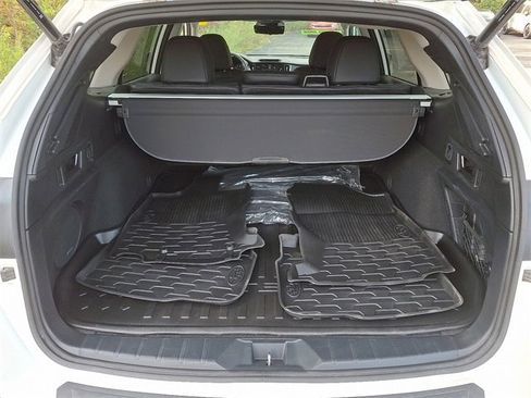Used 2023 Subaru Outback Touring image 28