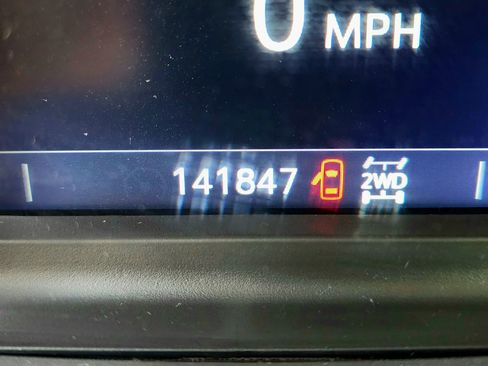 Used 2023 Chevrolet Silverado 2500 LT w/ Convenience Package image 22