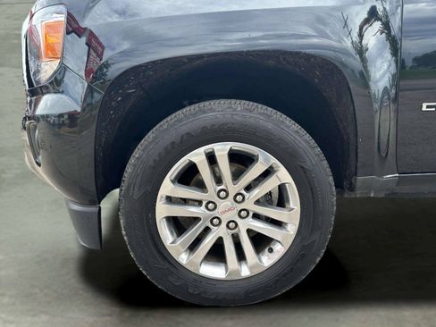 Used 2017 GMC Canyon SLT w/ Driver Alert Package AWD/4WD image 10