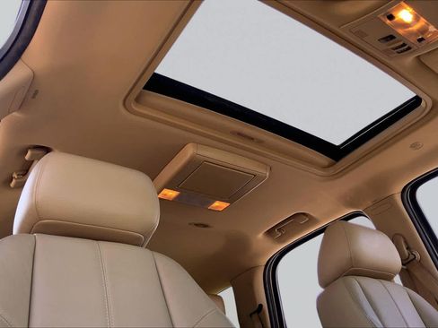 Used 2013 Chevrolet Tahoe LT RWD image 14