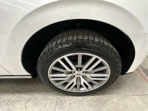 Used 2022 Ford Expedition Max Limited AWD/4WD image 5
