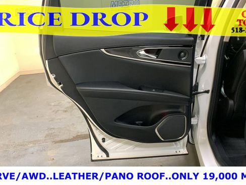 Used 2023 Lincoln Nautilus Reserve w/ Equipment Group 201A image 22