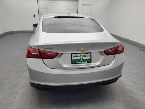 Used 2018 Chevrolet Malibu LT FWD image 6